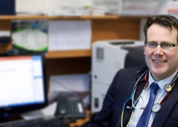 Dr Ferghal Armstrong